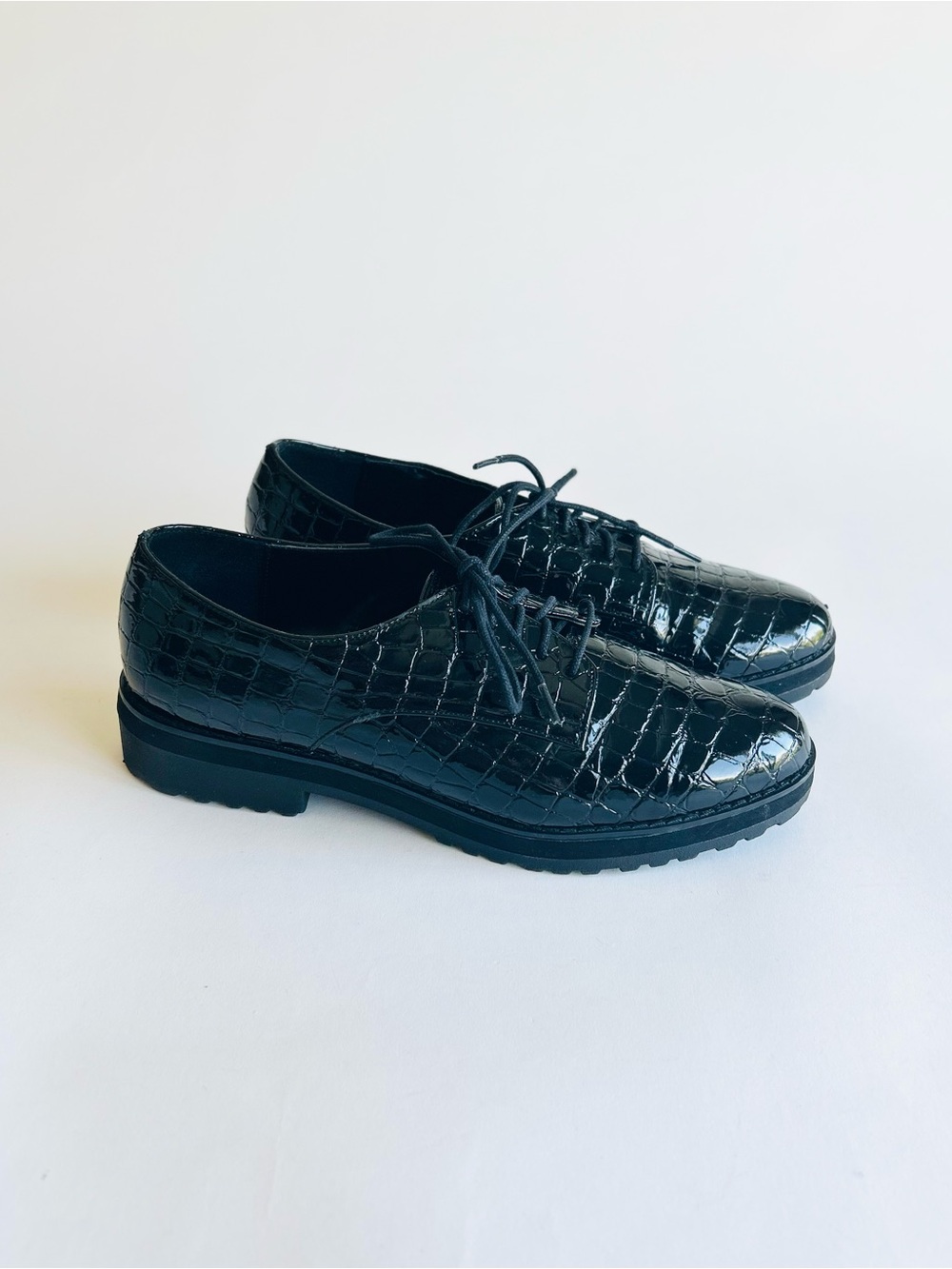 Aldo Black Croc Print Patent Leather Rubber Outsole Oxfords size 8.5